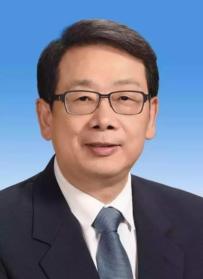中央政治局委员陈希出任中央党校校长，此前由刘云山兼任